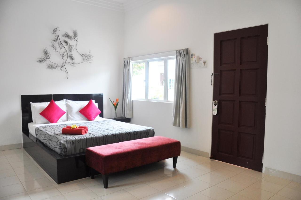 Langkawi Chantique 3*